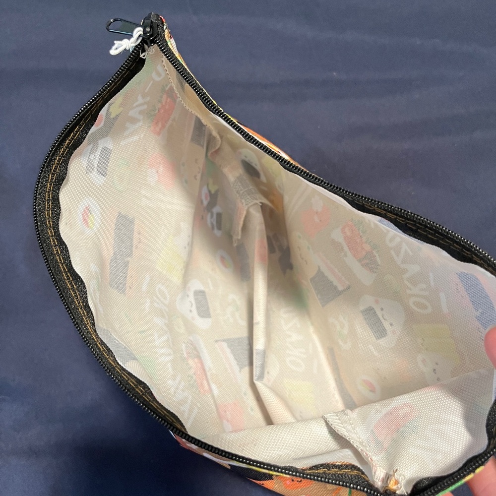Cute Sushi Print Pouch - Picture 2 of 3